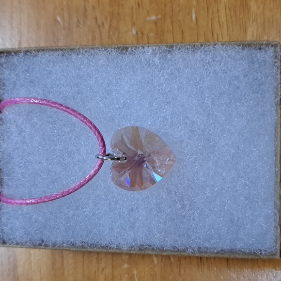 Morning Berry Crystal Heart Necklace - Picture 2 of 6